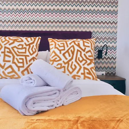 Golden Myra בית הארחה 3*