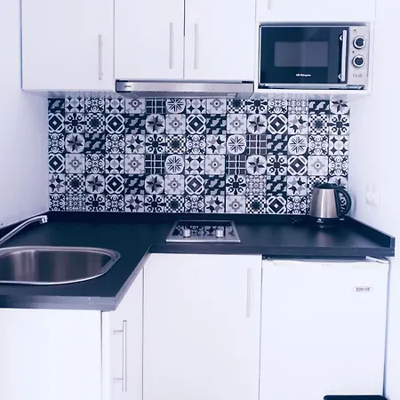 Golden Myra בית הארחה 3*